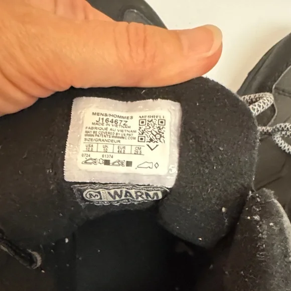 Merrell Black Hiking Boots with Gray Laces - Picture 3 of 9